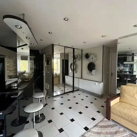 Arc Paris Apartmán